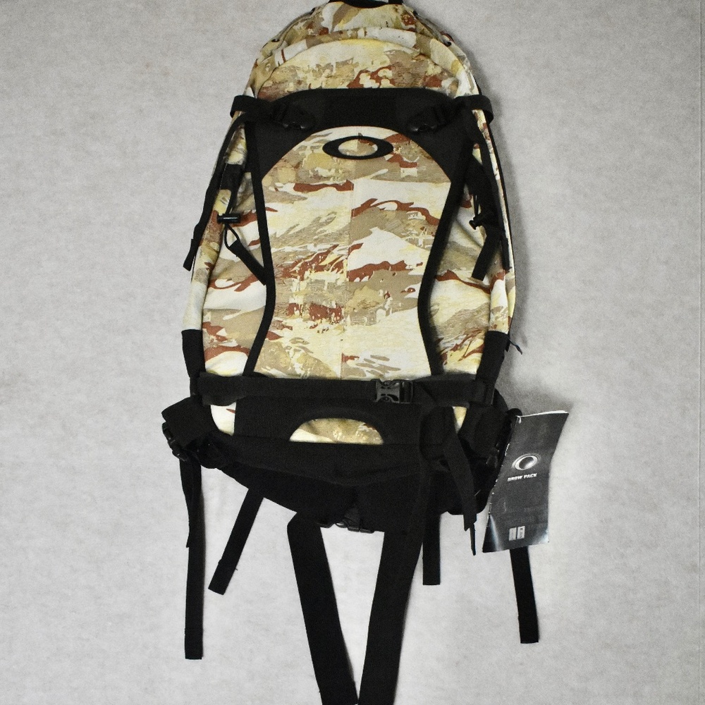 NWT Oakley Snow Pack Khaki Tiger Camo Backpack RARE